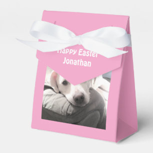 Ballotins Chien blanc mignon avec papa Pâques rose