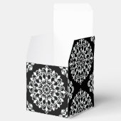 Ballotins Conception de mandala noir et blanc (Ouvert)