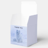 Ballotins Cute Arctic Fox sur Snowy Winter Arrière - plan (Ouvert)