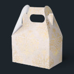 Ballotins Damassé en détresse ivoire et or Grunge<br><div class="desc">Boîte de faveur en damassé vintage en détresse ivoire et or iridescent.</div>