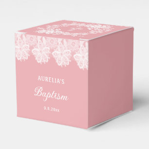 Ballotins Dentelle blanche sur le cube de Baptême rose