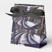 Ballotins Dusting the Piano (Verso)