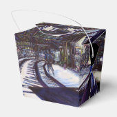 Ballotins Dusting the Piano (Arrière)