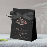 Ballotins Elégant Las Vegas Destination Mariage<br><div class="desc">Célébrez dans le style avec ces boîtes de mariage modernes et très tendance de Las Vegas. Le design est facile à personnaliser avec votre propre libellé et votre famille et vos amis seront ravis quand ils recevront ce fabuleux ballotin. Les éléments correspondants se trouvent dans la collection.</div>