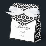 Ballotins Élégante boîte de préférence Black and White Party<br><div class="desc">Fête chic noir et blanc Favor Box.</div>