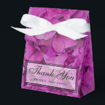 Ballotins Elégante magenta rose hydrangée florale roses<br><div class="desc">Beautiful elegant and graceful are the magenta pink hydrangeas, this beauty comes from my backyard flower gardens. “ the Bride” Makes a great gift idea for that flower enthusiast! Check out other products with this image in my collections! If you don’t see what you need, the image is transferable and...</div>