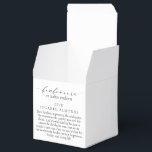 Ballotins Ellesmere Une tradition italienne 5 amandes sucrée<br><div class="desc">Ces boîtes de dragées de mariage présentent un design minimaliste et un titre en calligraphie. Personnalisez les étiquettes avec vos noms,  le titre en script n'est pas modifiable. Pour une personnalisation plus avancée de ce design,  cliquez simplement sur le bouton "Personnaliser" ci-dessus.</div>