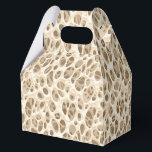 Ballotins Empreinte de léopard<br><div class="desc">Cette boîte de faveur de fête est affichée dans un empreinte de léopard safari moderne. Couleurs beige et marron. Customisez cet objet ou achetez comme indiqué. Image stock</div>