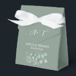 Ballotins Eucalyptus Sage Green Botanical Initiales Mariage<br><div class="desc">Eucalyptus,  botanique,  initiales,  rustique,  verdure,  ballotin aquarelle. Parfait pour les Mariages,  anniversaires,  fêtes.</div>