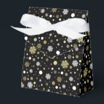 Ballotins Faux Blanches À petits pois De Flèche De Neige Or<br><div class="desc">Des flocons de neige contemporains blancs et dorés et des motifs pois sur un arrière - plan noir. Design moderne mais simple et fantaisiste pour envelopper ces cadeaux d'anniversaire, de surprise ou de Noël amusants avec. Disponible sur des produits tels que l'emballage et le papier de tissu, étiquettes cadeaux, sacs...</div>