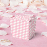 Ballotins Faye et Lauren Pink Classic En vichy Plaid<br><div class="desc">Présentant nos ballotins de charme en vichy, la meilleure façon d'express gratitude à votre mariage, anniversaire ou invité d'entreprise. Ces ballotins customisés feront de votre séjour une expérience unique et vous laisseront une impression durable. Chaque ballotin a des dimensions de 4 pouces de largeur, de 2, 5 pouces de longueur...</div>