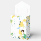 Ballotins fée blanche dans conte de fées, automne, joyeux an (Ouvert)