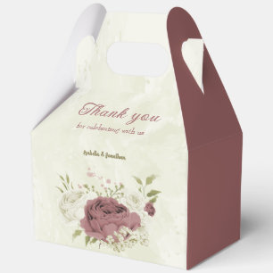 Ballotins fleurs blanches rose poussiéreuse mariage