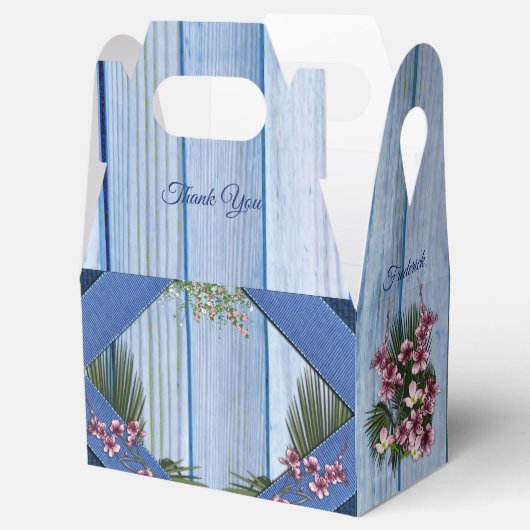 Ballotins Fleurs graphiques roses sur tissu en bois bleu (Ouvert)