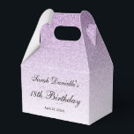 Ballotins Glamour Pailleté Violet Clair Personnalisé<br><div class="desc">Cette jolie boîte à cadeaux présente de fausses paillettes et votre texte personnalisé. Utilisez le formulaire de modèle pour ajouter vos informations. La fonctionnalité "Personnaliser davantage" peut être utilisée pour modifier la police et la disposition du texte. Vous pouvez également ajouter du texte à l'autre côté de la boîte à...</div>