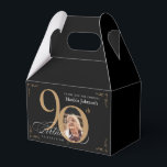 Ballotins Gold Black Calligraphy Photo personnalisée 90e ann<br><div class="desc">Gold Black Calligraphy Custom Photo 90th Birthday Ballotins. Et élégamment conçu invitation spéciale fête d'anniversaire,  avec une photo personnalisée de personne d'anniversaire et de calligraphie script avec des éléments florissants vintages. Assez simple pour s'adapter à une variété de thèmes et de couleurs ! Besoin d'aide ? Contactez-moi !</div>