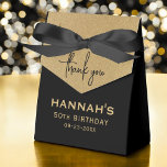 Ballotins Gold Foil 50th Birthday Name Script Merci<br><div class="desc">Express votre gratitude dans le style avec les Chic Birthday Gold Foil Monogram Script Merci Ballotins. Dotés d'un élégant script monogramme en feuille d'or chatoyante, ces ballotins sophistiqués ajoutent une touche luxueuse à toute célébration d'anniversaire. Parfaits pour la tenue de petites gâteries, bonbons ou pâtisseries, ils font un gage d'appréciation...</div>