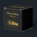 Ballotins Gold Las Vegas Strip Silhouette Merci Mariage<br><div class="desc">Offrez à vos invités de fabuleuses friandises dans ces glamour or et noir Las Vegas strip silhouette mariage faveurs boîtes.</div>