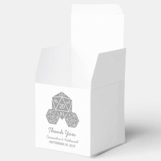 Ballotins Grey D20 Dice Wedding Favor Boxes (Ouvert)