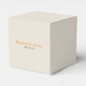 Ballotins Inséparables sur le banc de parc {orange} (Arrière)