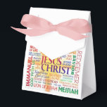 Ballotins JESUS de nombreux noms<br><div class="desc">Un joli ruban rose et une boîte cadeau de faveur blanche qui a les nombreux noms de JESUS CHRIST écrit dessus. Cette boîte cadeau idéale peut être utilisée pour les Mariages et autres célébrations comme Noël (anniversaire de Jésus) ou pour les anniversaires,  Amen!</div>