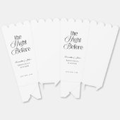 Ballotins La veille d'un dîner de répétition élégant et mode (Déplié)