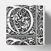 Ballotins Lettre Q Monogramme médiéval Art Nouveau (Haut)