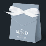 Ballotins Mariage Monogramme Moderne Bohème Rustique Bleu Po<br><div class="desc">Boîtes de Faveurs de Mariage Monogramme Moderne Bohème Rustique Bleu Poussiéreux</div>