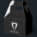 Ballotins Mariage noir Tuxedo Suit Groomsman Proposition<br><div class="desc">Rendre votre Mariage inoubliable - Ajoutez une touche personnelle avec une proposition de toiletteur des boîtes-cadeaux avec un costume de tuxedo et une illustration de cravate arc avec message de proposition de groomsmen dans une police serif classique.</div>