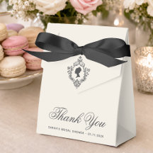 Mariage Vintage Thème Régence Dame dans le Blason
