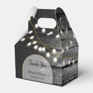 Ballotins Moderne Rustique Noir Bois Lumière Arc Mariage