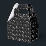 Ballotins Notes de musique noir et blanc Amoureux de la musi<br><div class="desc">Notes de musique noir et blanc Amoureux de la musique Musicien Boîte de faveur conçue par Nisha Prabhu CuteHomeGifts. Un cadeau fantastique pour tout musicien. Pour les musiciens. Pour tous les amoureux de la musique ! Cette cravate présente un design contrasté de notes de musique blanches sur fond noir. C'est...</div>