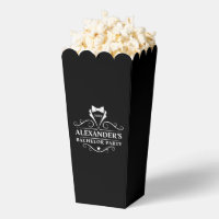 Nourriture et popcorn pour la cravate de smoking d