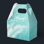 Ballotins Palmiers blancs sur Ocean Turquoise Party Favorise<br><div class="desc">Party Favor boîtes avec des frondes de palmier blanc sur un arrière - plan d'aquarelle bleu marine. Parfait pour toute célébration, fête d'anniversaire, douche nuptiale, fête de fiançailles, fête de retraite, mariage et plus. Cliquez sur PERSONNALISER pour modifier la couleur de l'arrière - plan, les polices et ajouter un libellé....</div>