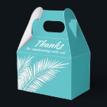 Ballotins Palmiers blancs sur Turquoise Party Favoriser les<br><div class="desc">Party Favor boîtes avec frondes de palmier blanc sur un arrière - plan turquoise. Parfait pour toute célébration, fête d'anniversaire, douche nuptiale, fête de fiançailles, fête de retraite, mariage et plus. Cliquez sur PERSONNALISER pour modifier la couleur de l'arrière - plan, les polices et ajouter un libellé. Voir les invitations...</div>