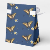 Ballotins Perdu dans un quatrain par Adiela Akoo - Papillon (Arrière)