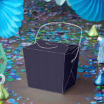 Ballotins Personnalisable Bleu Marine Simple Attrayant À Emp<br><div class="desc">Rendez votre événement inoubliable avec ces boîtes de faveur à emporter bleu marine personnalisables. Leur design simple et attrayant ajoute de l'élégance à toute occasion — mariages, fêtes ou rassemblements d'entreprise. Personnalisez avec des noms, des dates ou des messages pour créer un souvenir unique. Idéal pour les petits cadeaux, les...</div>