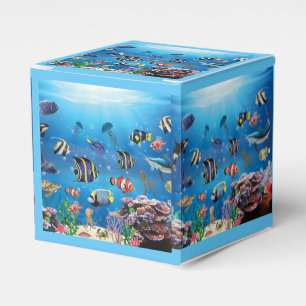 Ballotins Poissons tropicaux nageant Fond