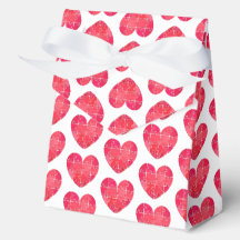 Puzzle d'amour résolu, cœurs de puzzle rouges aqua