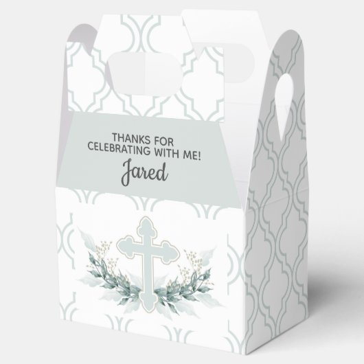 Ballotins Sage Cross on Quatrefoil Party Favor Box (Ouvert)