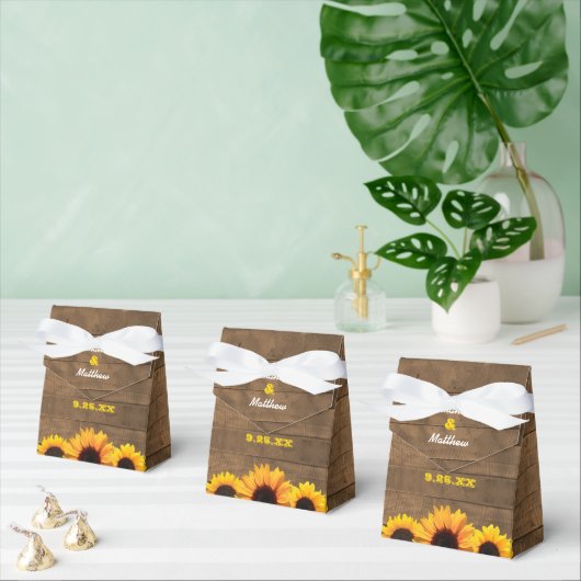 Ballotins Sunflowers & Rustic Wood Wedding Favor Box (Multiple)
