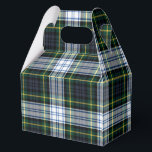 Ballotins Tartan à carreaux Gordon Green Check Party<br><div class="desc">Complétez vos besoins en matière de cadeaux avec cette jolie boîte de faveurs à motif tartan du clan Gordon pour toute occasion spéciale,  y compris les anniversaires,  les anniversaires de mariage,  les fêtes</div>