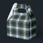 Ballotins Tartan Clan Gordon Blanc Vert Parti<br><div class="desc">Complétez vos besoins en matière de cadeaux avec cette jolie boîte de faveurs à motif tartan du clan Gordon pour toute occasion spéciale,  y compris les anniversaires,  les anniversaires de mariage,  les vacances</div>