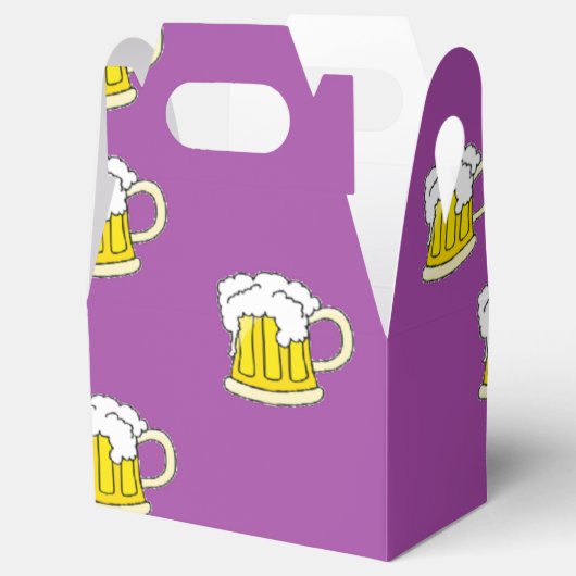 Ballotins Tasse à bière mousseuse sur violet (Ouvert)