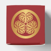 Ballotins Tokugawa Aoi Mon Japonais Crest or sur rouge (Haut)