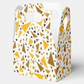 Ballotins Triangles brun jaune sur arrière - plan rétro blan (Ouvert)