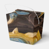 Ballotins Un dragon chinois sort du Ballotin (Arrière)