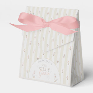 Ballotins Une fille d'un an avec un noeud rose silly goose