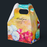 Ballotins Vagues de sable de plage Merci<br><div class="desc">Vagues sur une plage de sable et baigneurs sous des parasols colorés,  les boîtes de faveur de pignon sont amusantes pour toutes les occasions estivales.</div>