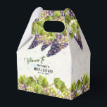 Ballotins Vignoble de raisins Jardin méditerranéen Mariage<br><div class="desc">Des raisins nichés dans des feuilles verts.</div>